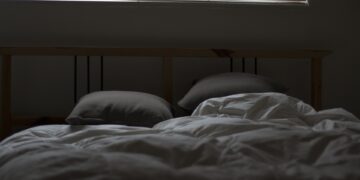 bed-731162_1920